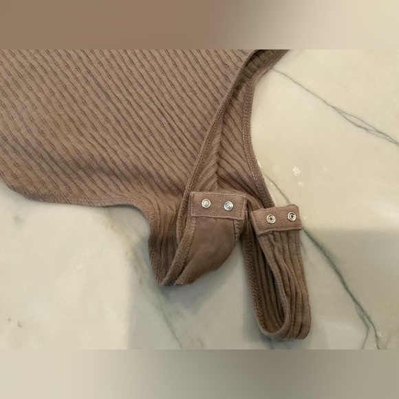 Wild Fable bodysuit Sz L - Picture 4 of 4